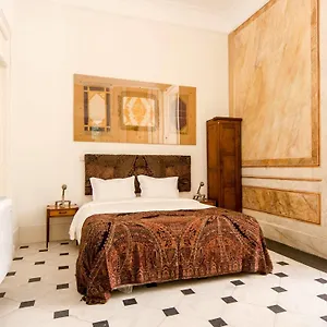 the-independente-suites-terrace.hotels-lisbon-portugal.com/